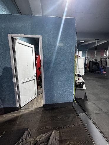 душанбинка: Продажа магазинов В жилом доме, 256 м², Свежий ремонт, 1 этаж — 10