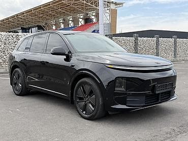 byd e9: Lixiang L6: 2024 г., 1.5 л, Автомат, Гибрид, Кроссовер — 4