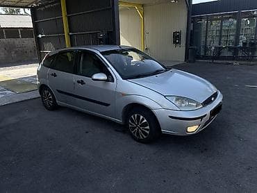 Ford Focus: 2003 г., 1.6 л, Механика, Газ, Хэтчбэк