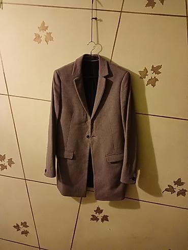 Плащи: Мужское пальто,или пиджак классического кроя. Данное пальто стоит 35 — 2