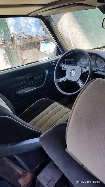 глушител bmw: BMW 5 series: 1988 г., Механика, Бензин, Седан — 1