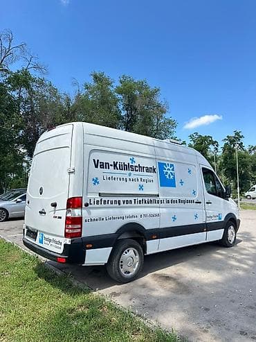 Продаётся Mercedes- Benz Sprinter Rex средняя база высокая крыша