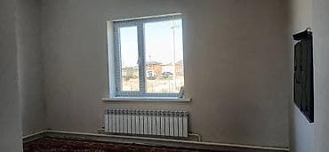 Недвижимость: Продаётся жилой дом с мансардой. - Материал стен: кирпич. - Кровля — 3