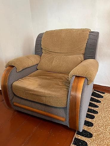 королевский диван кресла: Комплект мебели (диван и два кресла)

Диван раскладывается — 2