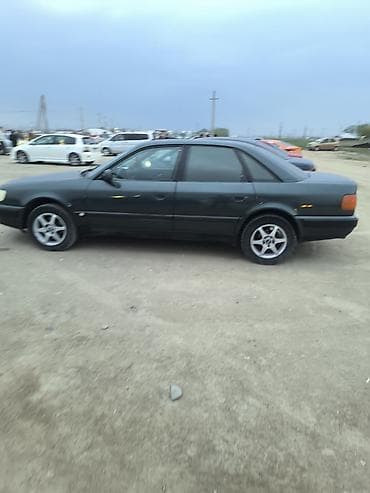 капот на 210: Audi 100: 1992 г., 2.3 л, Ручные, Седан — 6