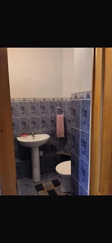 спартак: 4 комнаты, 109 м², Индивидуалка, 5 этаж, Старый ремонт — 9