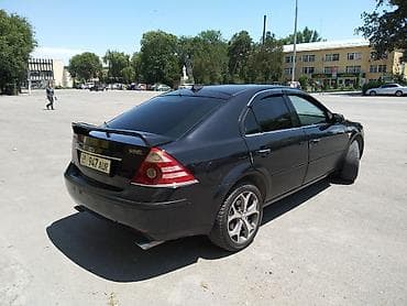 Унаа: Ford Mondeo: 2003 г., 2 л, Кол менен иштөөчү, Бензин, Хетчбек — 4