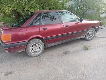 Продажа авто: Audi 80: 1989 г., Бензин, Седан — 2