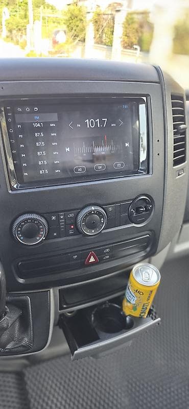 заднее стекло на спринтер: Mercedes-Benz Спринтер: 2007 г., 2.2 л, Автомат, Дизель, Фургон — 6