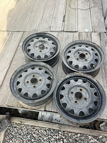 Железные Диски R 13 Комплект, отверстий - 4 at lalafo.kg Железные Диски R 13 Комплект, отверстий - 4