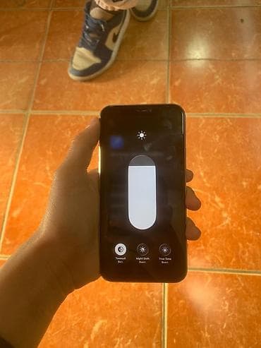 nokia 1202: IPhone 11 Pro, Б/у, 64 ГБ, Серебристый, Зарядное устройство, Защитное стекло, Чехол, 93 % — 7