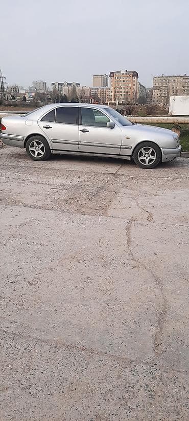 rx 450h: Mercedes-Benz E-Class: 1996 г., 2.3 л, Автомат, Бензин, Седан — 3