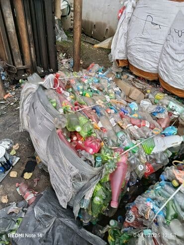 складной шкаф для одежды: Пресс для вторсырья (гидравлический вертикальный) Описание: - Мощный — 8