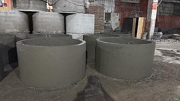 бетонные крышки: Железобетонные изделия для колодцев и инженерных сетей Предлагается — 6