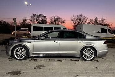 golf variant: Volkswagen Phideon: 2019 г., 3 л, Автомат, Бензин, Седан — 3