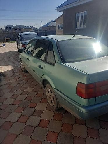 vw: Volkswagen Passat: 1994 г., 2 л, Механика, Бензин, Седан — 3