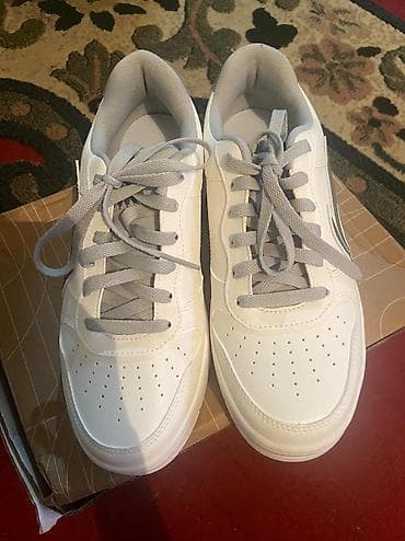 купить кроссовки лининг: Кроссовки Li-Ning, белые с серыми деталями - Бренд: Li-Ning (логотип — 4