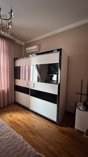 исанов: 150 м², 4 бөлмө, Брондолгон эшиктер, Евроремонт, Забор, тосулган — 4