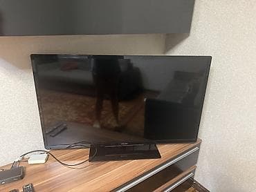 Проекторы: Продаю телевизор Philips В хорошем состоянии,все работает) Старого — 1