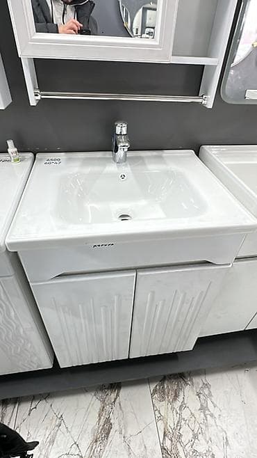 Тумбы для ванны: Тумба для ванны, С раковиной, Другой материал, цвет - Белый — 1