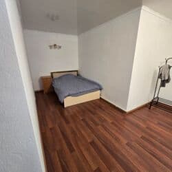 жалал абад дом квартира: 62 кв. м, 2 бөлмө, Евроремонт, Унаа токтотуучу жай, Забор, тосулган — 6