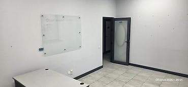 open space: Улица Жукова Сдается Офисное помещение Площадь: 16м2 Размер: 5,12м * — 1