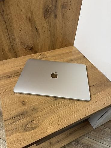 MacBook Pro В идеальном состоянии Intel core i7 512gb Обмен