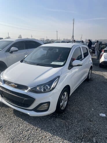 авто в аренду с последующим выкупом в бишкеке: Chevrolet Spark: 2021 г., 1 л, Бензиновая — 1