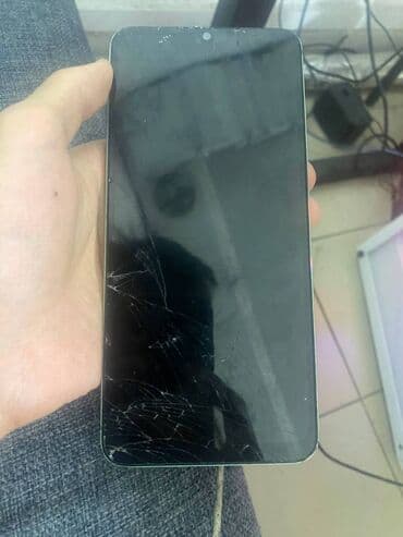 сломанные телефон: Redmi, Redmi 13C, Б/у — 2