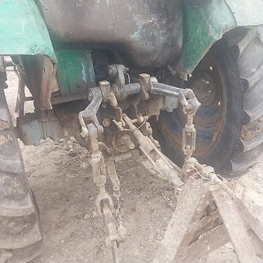 ауман тягач: Трактор колесный с кабиной Описание: - Классический — 5