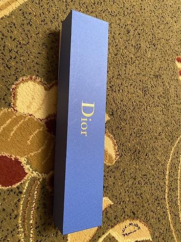 Зонты: Зонт Dior в подарочной коробке. - Тип: складной зонт - Комплектация — 2