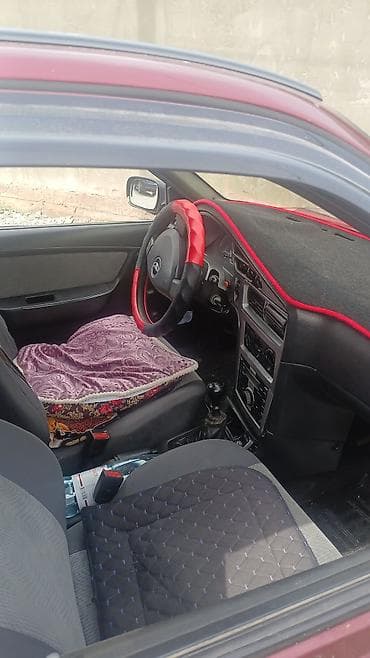 Daewoo Nexia: 2011 г., Седан — 2