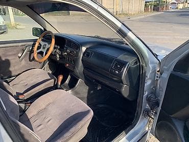 2 9 тди: Volkswagen Vento: 1993 г., 1.8 л — 5
