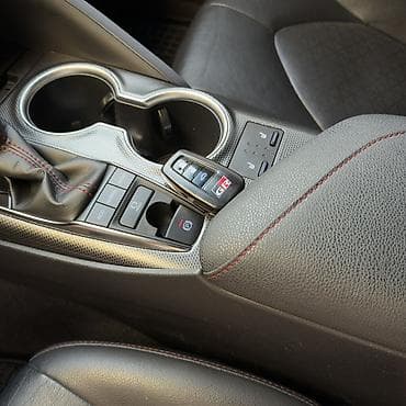 bmv e34: Toyota Camry: 2021 г., 3.5 л, Автомат, Бензин, Седан — 10