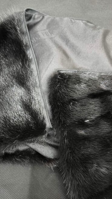 детские шапки с помпонами из натурального меха: Шуба, Норка, По колено — 13