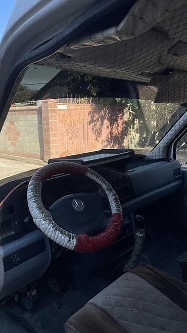 Унаа: Жеңил жүк ташуучу унаа, Mercedes-Benz, Дубль, Колдонулган — 5