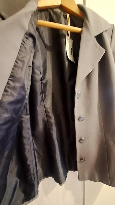 Жеке буюмдар: Юбка менен костюм, Юбканын модели: Түз, Мини, Пиджак, БАЭ, M — 3