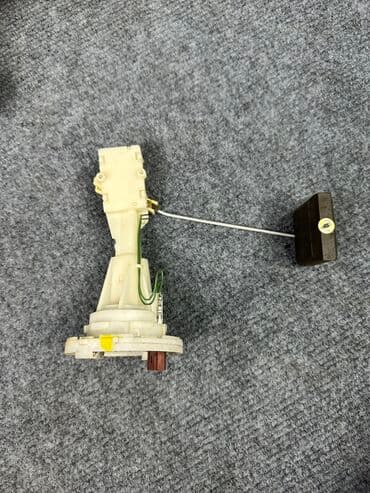 e39: Продается датчик уровня топлива. Sim карта ( Сим карта) . Уровень — 6