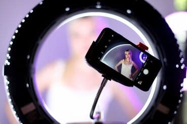 кольцевая лампа для видео: Професиональная Кольцевая лампа RL-18 (46 см) для салонов красоты — 2