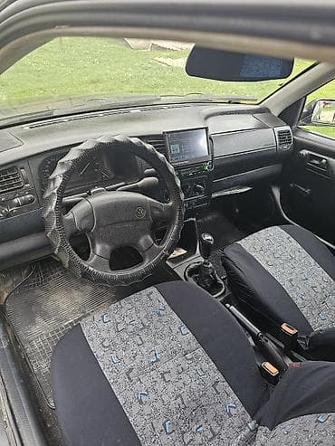 бассат б4: Volkswagen Golf Variant: 1994 г., 1.8 л, Механика, Бензин, Универсал — 4