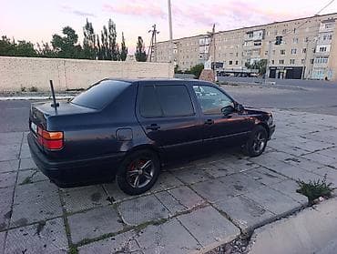 машина bwm: Volkswagen Vento: 1994 г., 1.8 л, Автомат, Бензин, Седан — 2