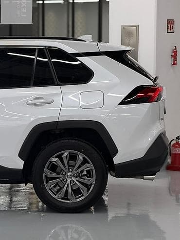 avalon 2017: Toyota RAV4: 2020 г., Бензин, Кроссовер — 5