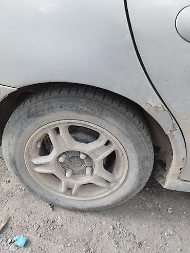 Унаа: Hyundai Avante: 1998 г., 1.5 л, Кол менен иштөөчү, Бензин — 6