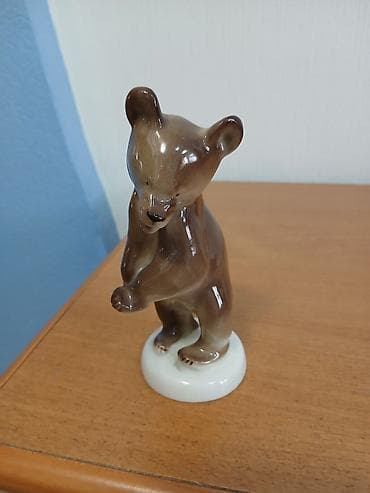 большое мишка: Фарфоровая статуэтка «Медвежонок» - Материал: глазурованный — 1