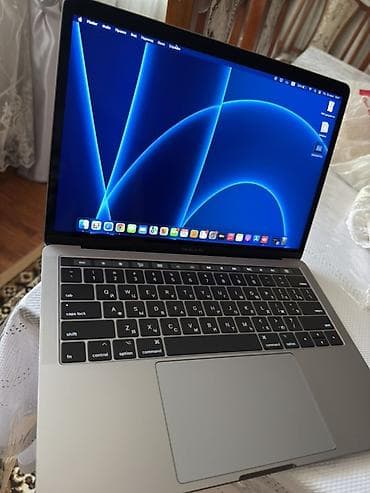 intel core i7 7700: MacBook Pro 13" (Four Thunderbolt 3 Ports), Space Gray + Apple Magic — 2