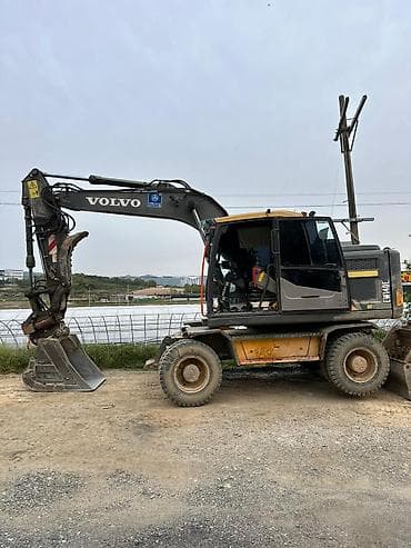 для круп: Экскаватор, Volvo, 2016 г., Колесный — 2