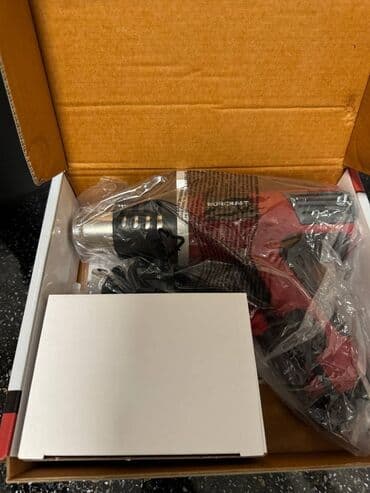 страителный фен: СТРОИТЕЛЬНЫЙ ФЕН сетевой Фирмы: VITTON Качество: Отличный Два — 2