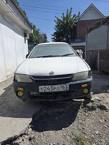 Nissan Almera Tino: 1999 г., 1.5 л, Автомат, Бензин, Универсал — 4