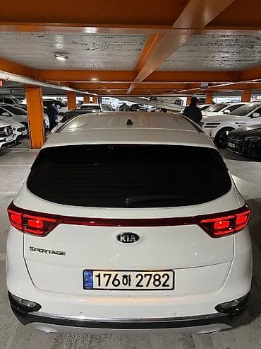 на спритер: Kia Sportage: 2020 г., 2 л, Дизель, Кроссовер — 6