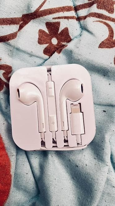 jbl tune 710: Проводные вкладыши наушники, Apple, цвет - Белый — 1